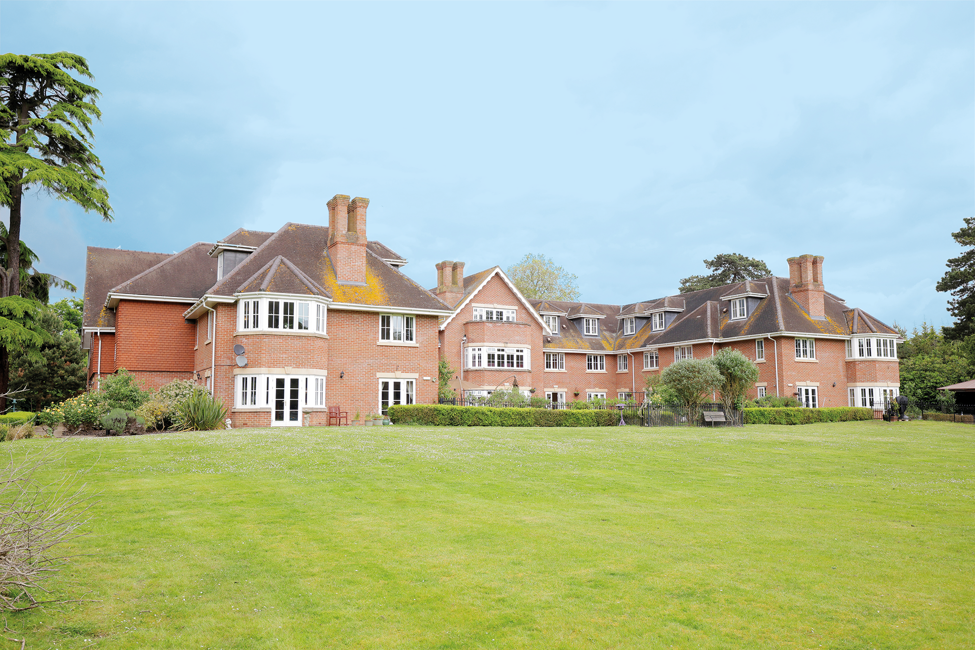 Kim Mears - Family Liaison Manager