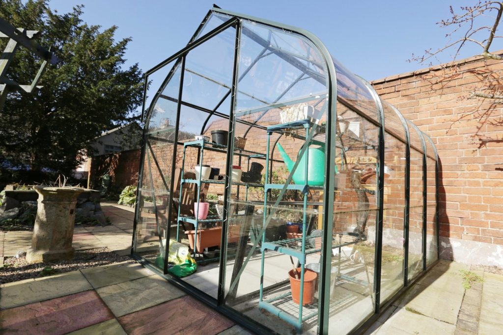 Arden House Garden and Spaces