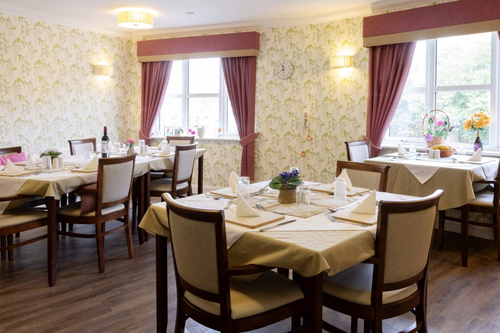 De Lucy House Dining