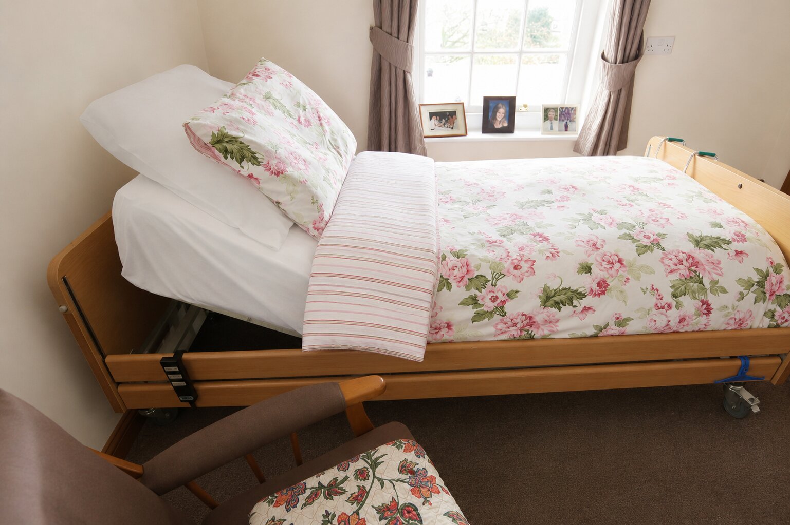 Harleston House bedroom