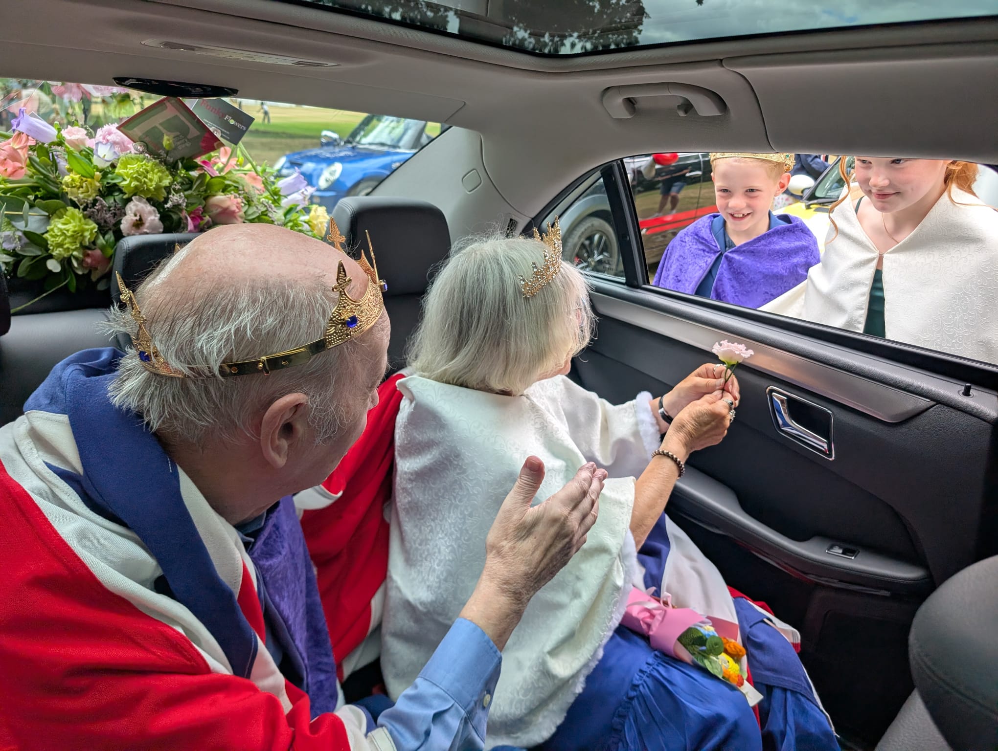 King and Queen greet the Prince & Princess